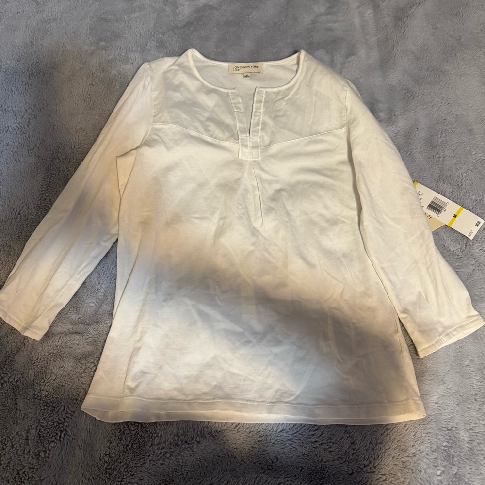 NWT- Jones New York Top